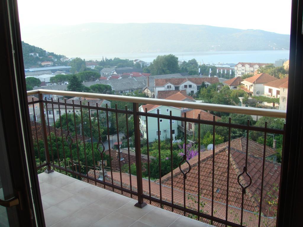 Apartments Ploski Herceg Novi Exterior foto